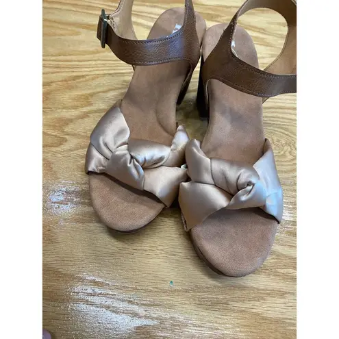 Korks By Kork Ease Natalia Strappy Sandals Women's 10 M Golden Brown Slip On S9