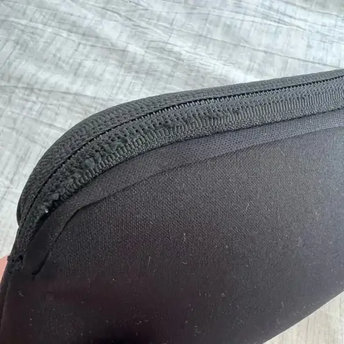 SKIMS NWT Neoprene Soot Pouch SOLD OUT ONLINE