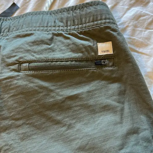 Vuori Pants Womens Medium Green Ripstop Organic Cotton Stretch