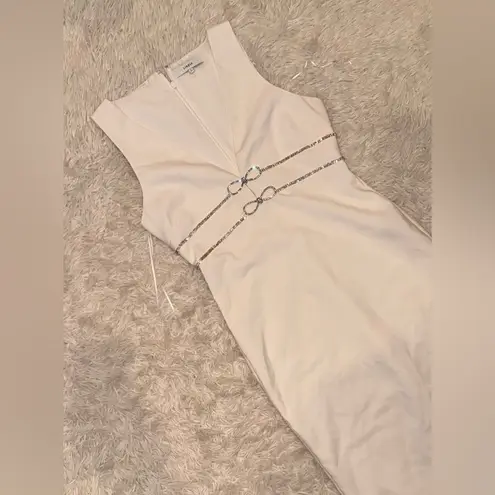 Likely NWOT Corianne Sleeveless White Feather Trim Empire Waist Midi Dress sz 8