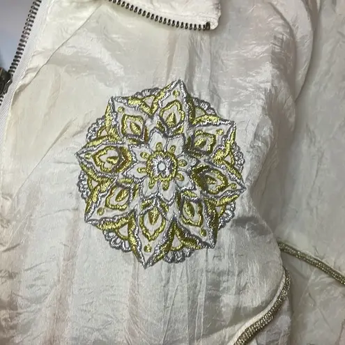 Lavon Vintage 90’s windbreaker spring with padded shoulders Petite Large