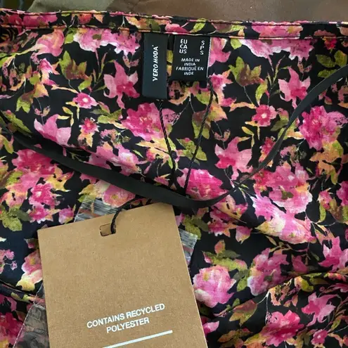 VERO MODA NWT Elly floral long sleeve mini dress size small