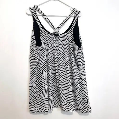 NEW NWT REBEL WILSON x ANGELS Plus Size Cross Strap Tank White Black Geo Striped