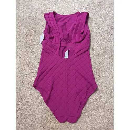 Lululemon  Waterside High-Neck One Piece Swimsuit Magenta Purple Size 8 NWT