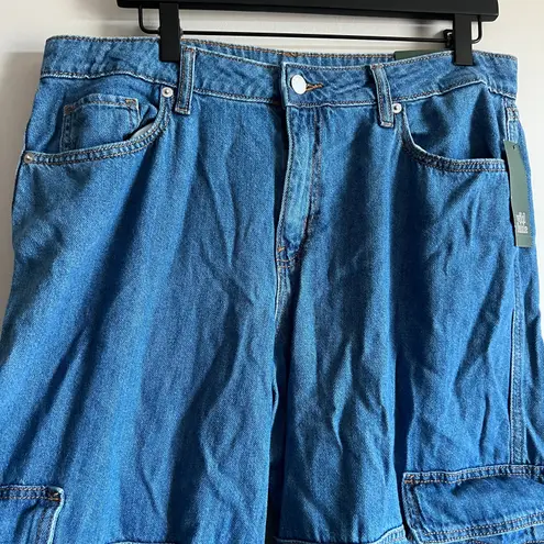 Wild Fable  Women's Medium Wash Mid-Rise Cargo Baggy Jeans - Size 12 - NWT