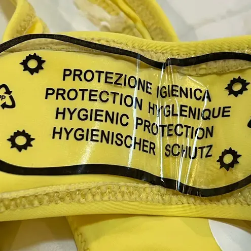 Chloe Rose one piece swimsuit bathing suit size small yellow