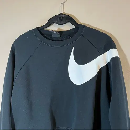 Nike  Women’s Black Cropped Sweatshirt Medium