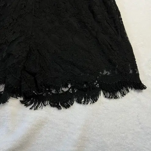 Women's Sleeveless V