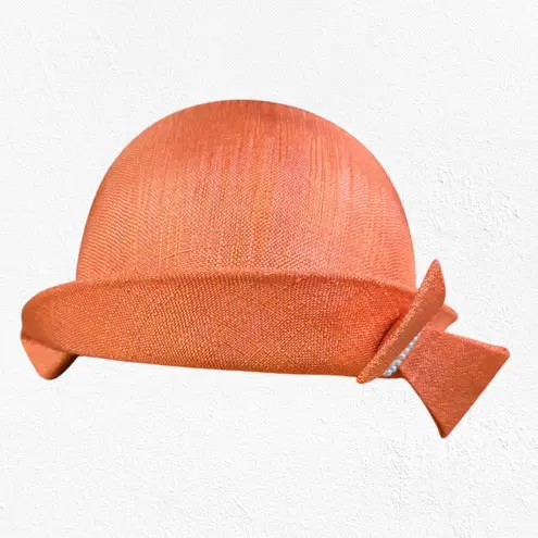 1920s Vintage Orange Cloche Hat Elegant Woven Pearl Bow Rolled Brim Veil Accent