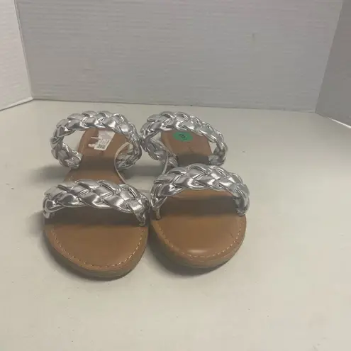 ROCK & CANDY by Zigi Jera Braided Silver Slip On Sandals Size 8 New With Defects