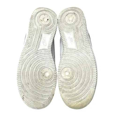 Nike  Air Force 1 Low Athletic Lifestyle Shoes Sneakers Women’s Size 7 White