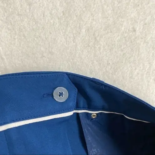 Lady Hagen Flat Front Lightweight Stretch Midi Shorts Performance Wear Size 4