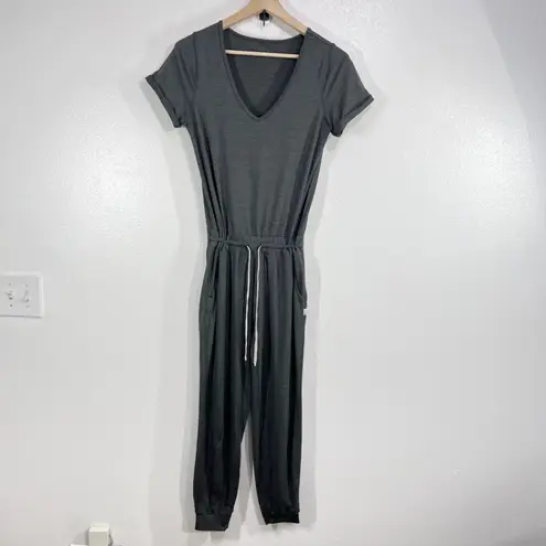 Vuori Halo Essential Jumpsuit Charcoal Gray Size Small Soft Stretch Lounge Fit