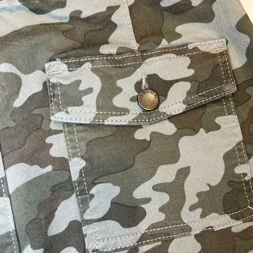 Caslon Women's Camouflage Skirt Size 4