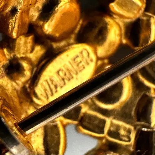 Warner Vintage Rhinestone Christmas Tree Brooch