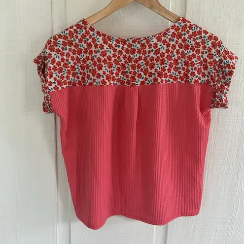 Set the Stage Ribbed Floral Capped Sleeve Casual Everyday Shirt