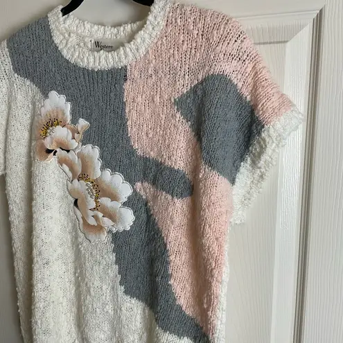 Western Connection Floral Knit Sweater 80’s vintage size medium White