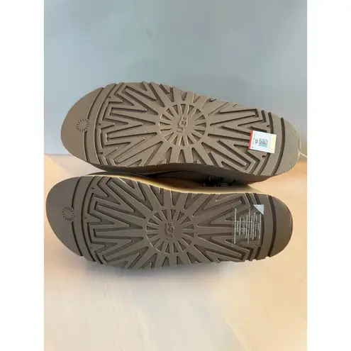 UGG Classic Dipper Boot Chestnut (Women's) size 9 (new)