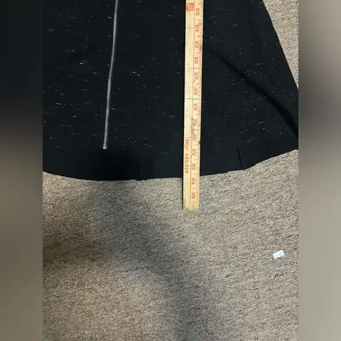 Wilfred Aritzia black and white zipper front long sleeve dress size Small