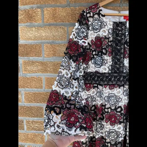 Monique Lhuillier NWT- Bell Sleeve Dayla Dress size 14