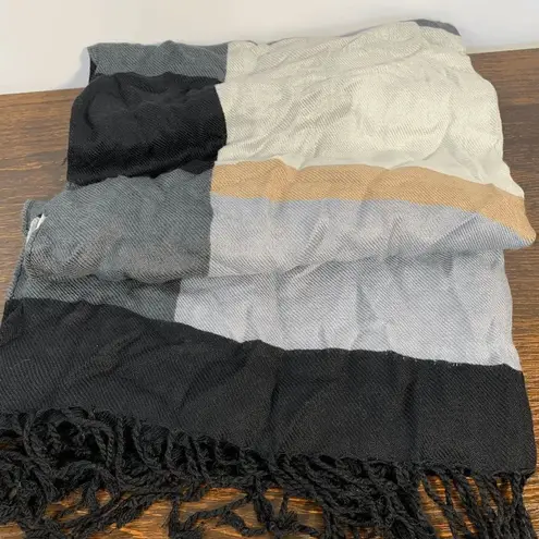 Apt. 9  Women's Neutral Colorblock Neck Warmer Fringe Scarf 73x22 One Size - Image 1