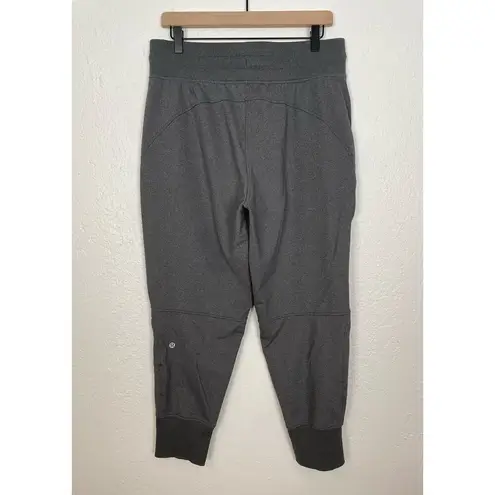 Lululemon Metro Miles Jogger in Heathered Graphite Grey Size 12