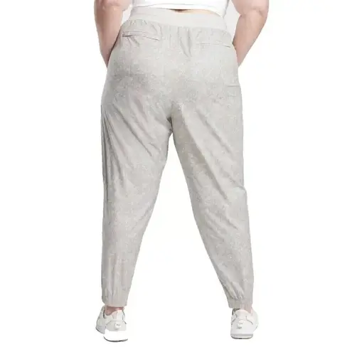 Athleta NWOT Venture Printed Pants Women's Size 26 Gray Lightweight Stretch