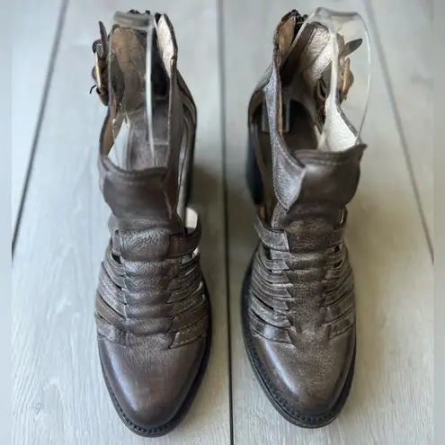 FREEBIRD by Steven Blake Strappy Ankle Sandal Boot Brown Leather Bootie size 7