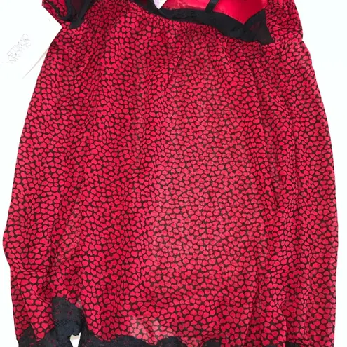Gilligan and OMalley Short Heart Nightie with Thong NWOT SZ Medium Red