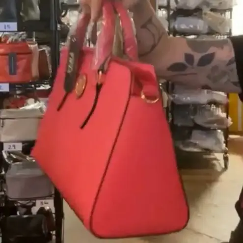 Vera New York Bradley Satchel Tote in Barbiecore Pink New with Tag MSRP $98