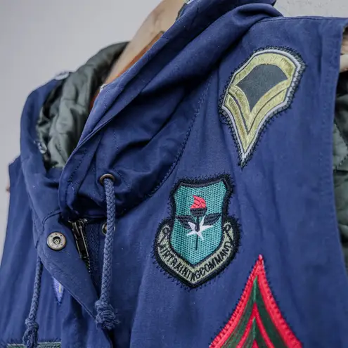 Sheryl Crow Military Patch Utility Vest Women's L Blue Quilted Lining Hooded Size undefined