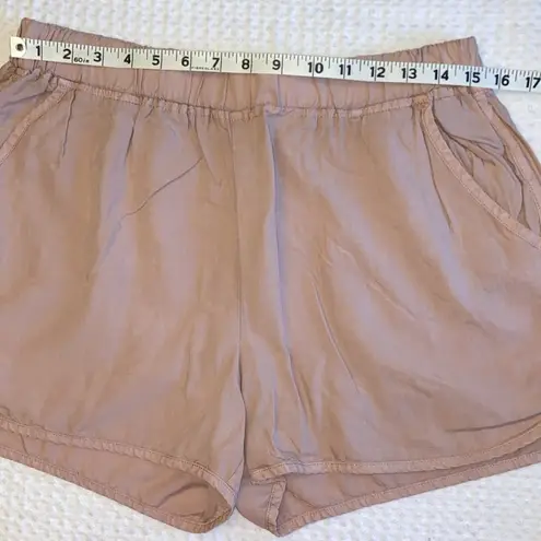 Thread and Supply NEW!  Size LARGE Blush Pink Nude Elastic Waist Shorts Tencel