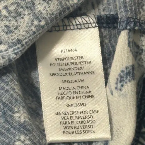 Absolutely Famous Boutique Blue/White Paisley Print Sleeveless Top NWT