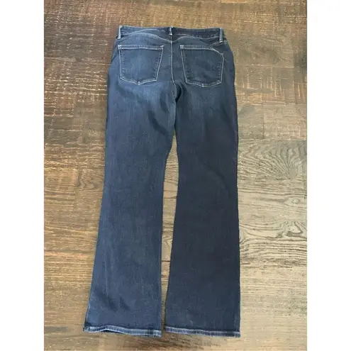 White House | Black Market  the boot, mid rise, denim jeans, size 6 short