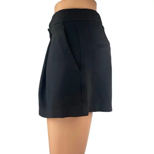 Theory  Tohni Rosina Black High Waisted Pleated Crepe Straight Mini Shorts Size 2