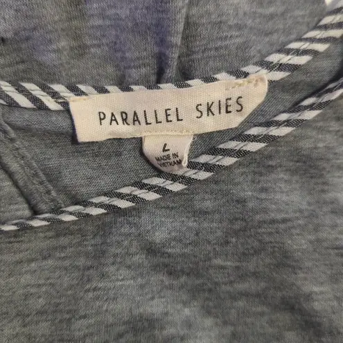 Parallel Skies Gray Flutter Short Sleeve Top Woman's Size Large Striped Keyhole