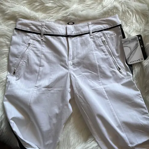 Oakley  Bow tie pants