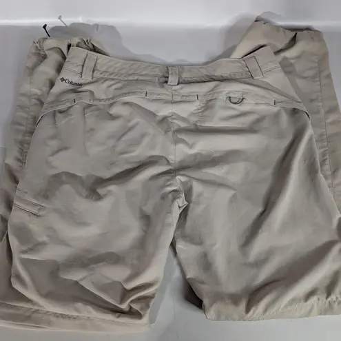 Columbia  Titanium Khaki Pants Size 10 With Zip Off Legs