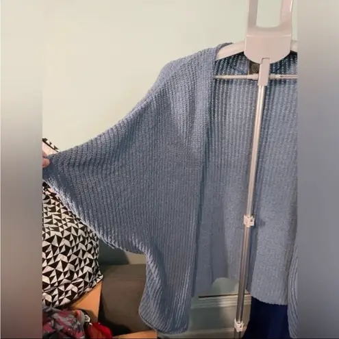 Vince Camuto  OS light blue open front short‎ sleeved cardigan B4