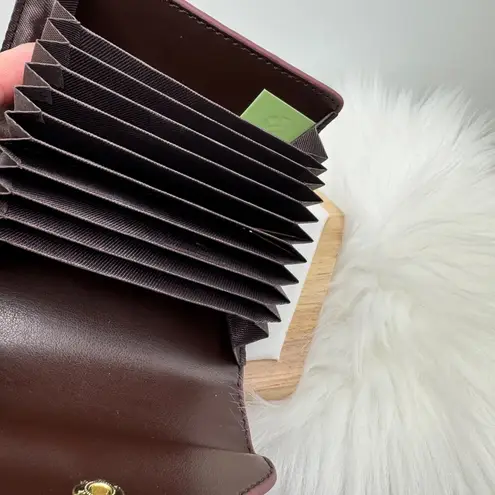 Women’s Minimalist Red Wine Card Wallet