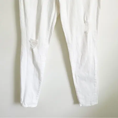 Victoria's Secret Victoria’s Secrets White Siren Distressed Jeans sz 8