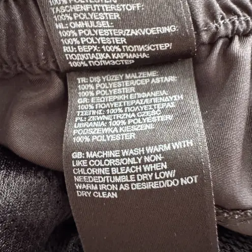 The North Face  Women’s Athletic Shorts Black Size XL Outdoor Hiking Workout Gym