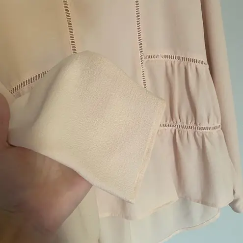 Harlowe $ Graham Harlowe & Graham Light Pink Long Sleeve Blouse Size Small