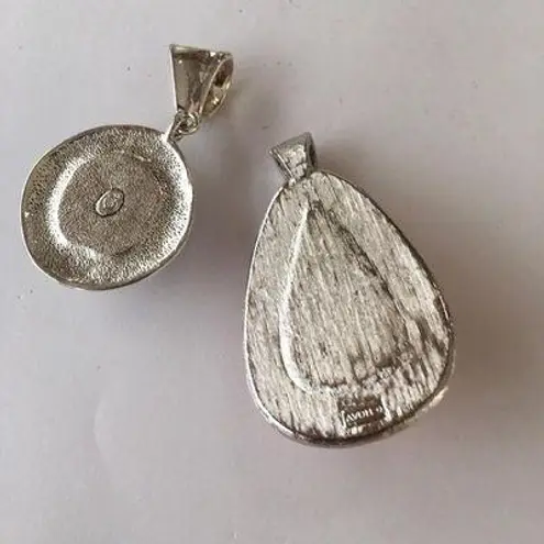 Lot Of 2 Women's Costume Pendants Vintage Modern Both Are Signed 1 Is Avon