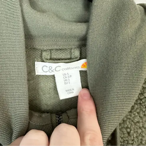 C&C California | Olive Green Quarter Zip Sherpa Fleece Sweatshirt Size Small
