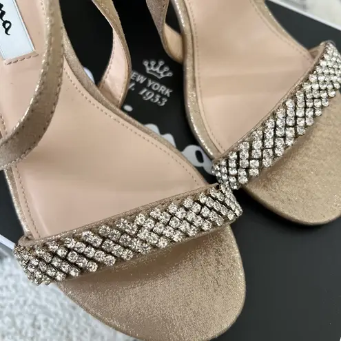 Nina Nora Taupe Metallic Crystal Open Toe Wedding Chunky Heels Size 6 EUC