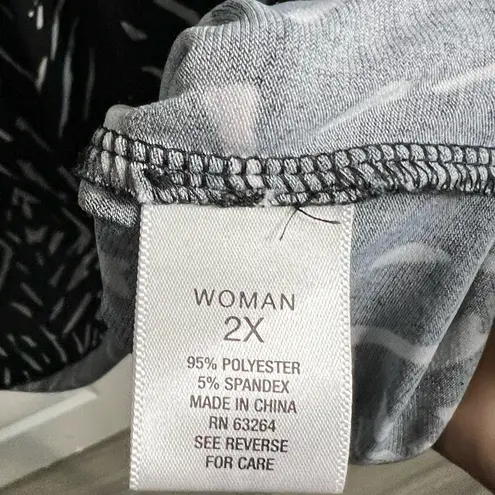 Roz & Ali  Women’s Knit Dress - Black/White Abstract - Size 2x