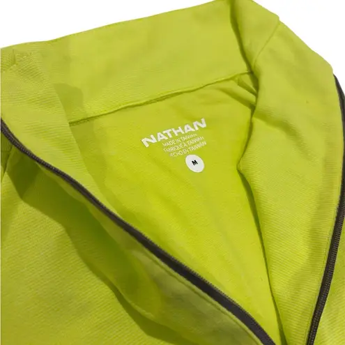 Nathan Dashlite 1/4 Zip Long Sleeve Running Wicking Top Size Medium NWT Yellow