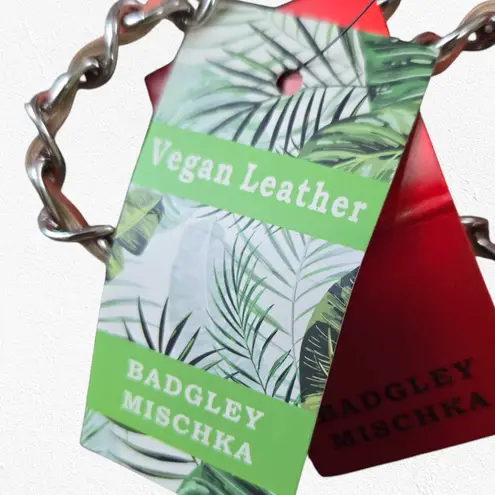 Badgley Mischka Coral Pink Quilted Diamond Pearl Crossbody Camera Bag Purse