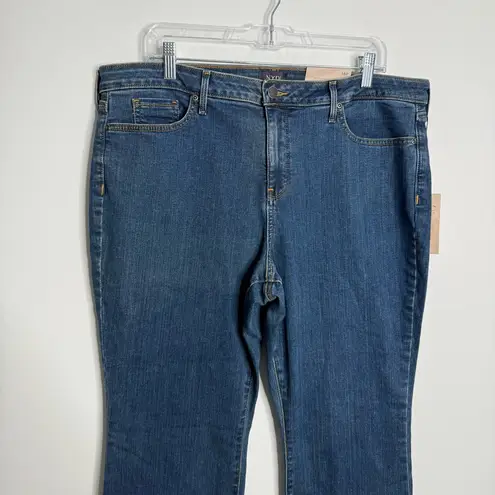 NYDJ NWT Barbara Bootcut Jeans Medium Wash Size 18 Petite
